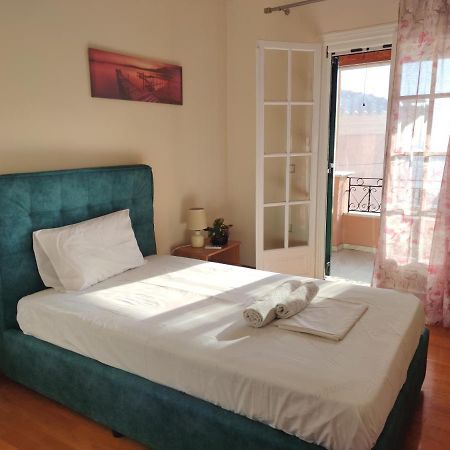 San Vlassis Area Apartment Lákones Eksteriør billede