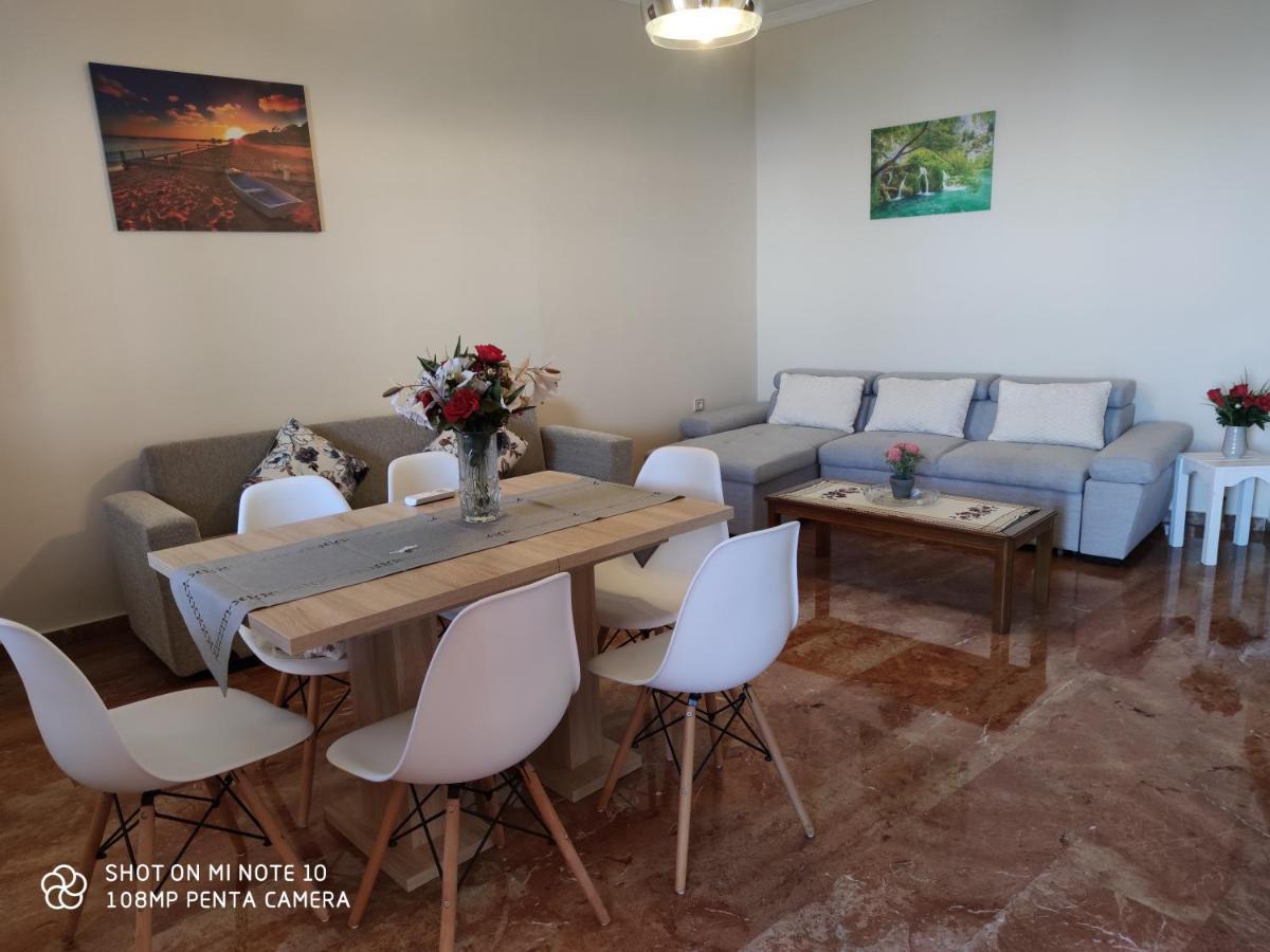 San Vlassis Area Apartment Lákones Eksteriør billede