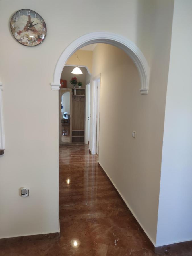 San Vlassis Area Apartment Lákones Eksteriør billede